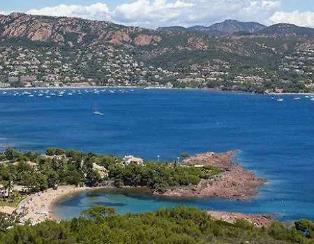 Villa Maison Agreable 1 A 6 Personnes Saint-Raphaël